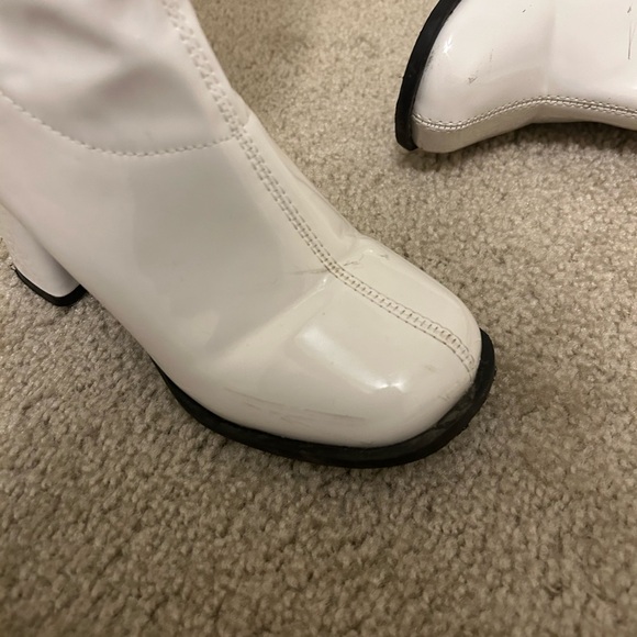 White Knee-High Women's Boots - Picture 13 of 15